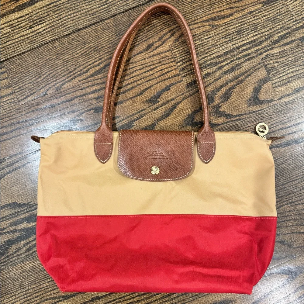 Stylish Red and Tan Tote - Longchamp Paris - Picture 1 of 10